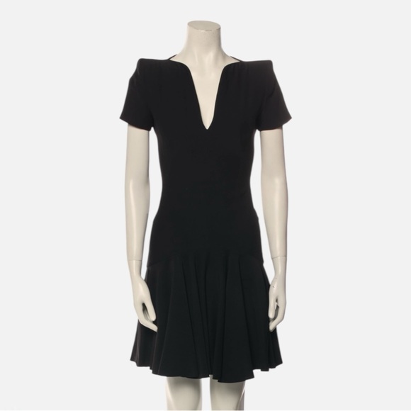 Alexander McQueen | V Neck Dress - Picture 2 of 6